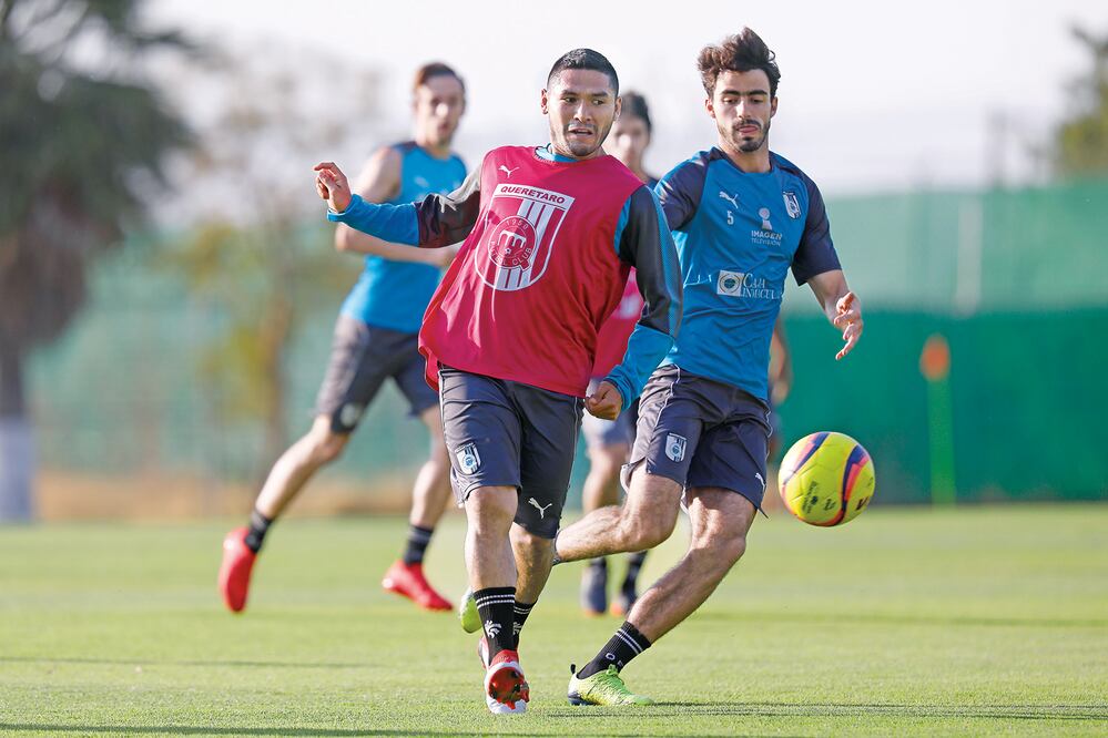 El inca teme no ser llamado por los pocos minutos de juego en México