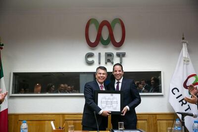 "Se trabaja para unir a  queretanos": gobernador