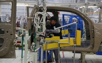 Prenderá motores. Industria automotriz ya es actividad esencial