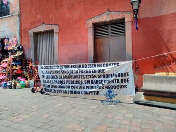 Protestan contra comerciantes ambulantes