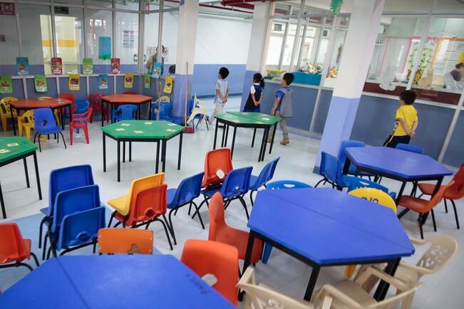 Esperan mamás entrar a programa