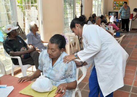 Realiza CTM jornada de salud