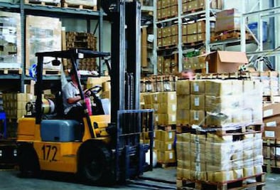 Plataforma logística con 80% de avance