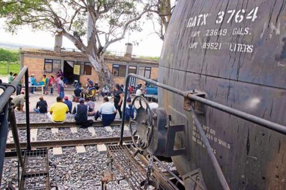 Miles de niños migrantes cruzan Qro