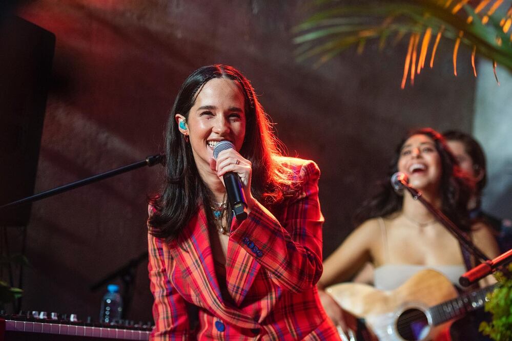 Foto: Facebook. Ximena Sariñana