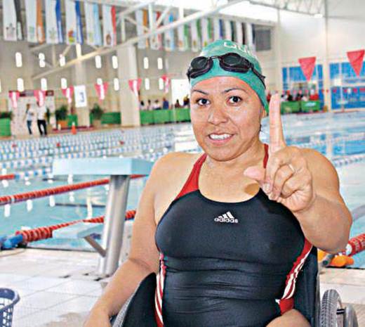 Nadadores van por preseas