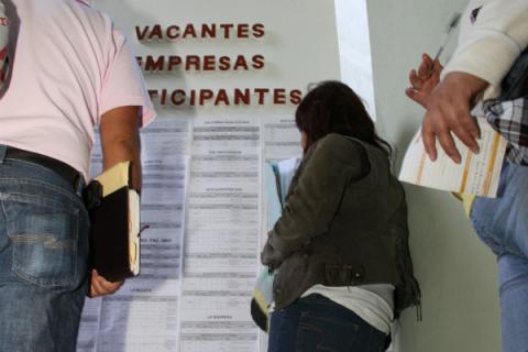 Disminuye subcontratación