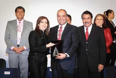 Loyola se compromete a redoblar esfuerzos