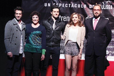 Estrena Vaselina escenario en 2014