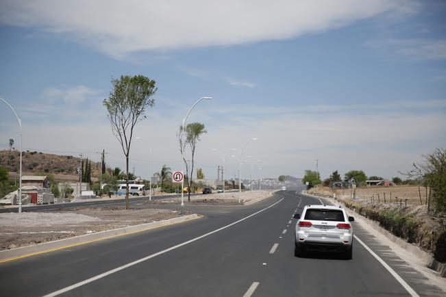 Gobierno estatal entrega Boulevard Metropolitano