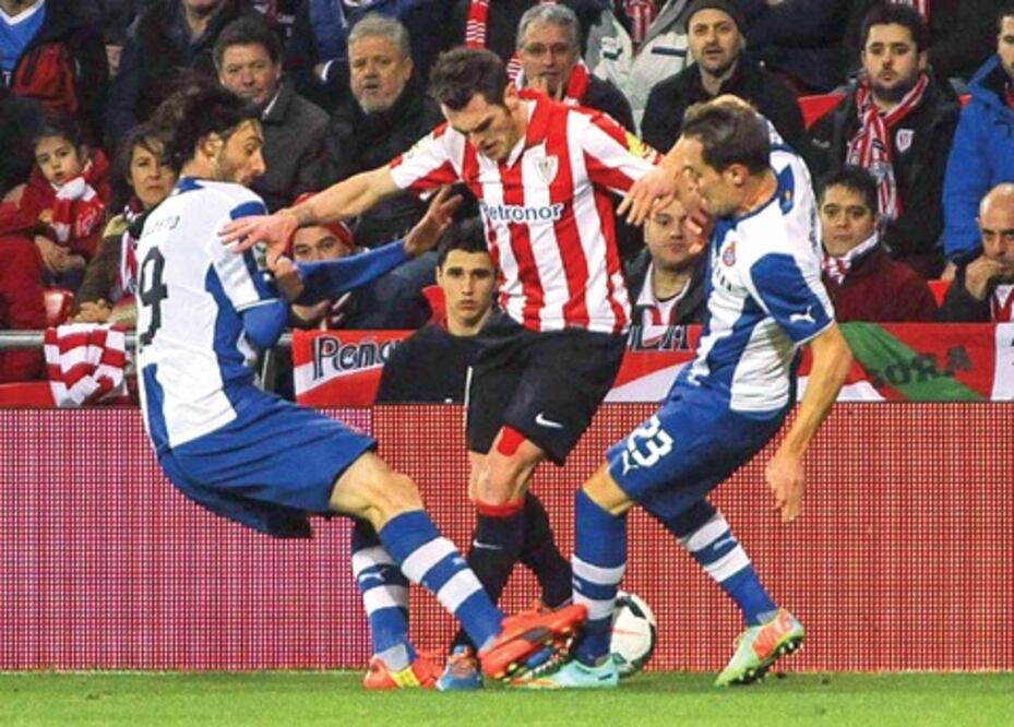 Aguirre doma a los Leones