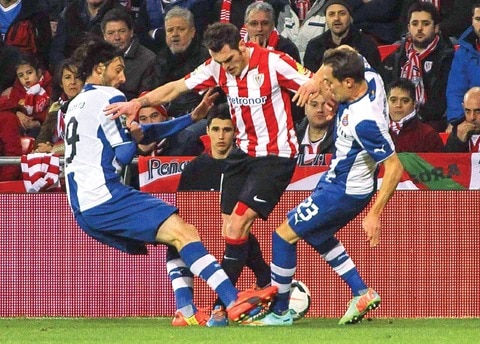 Aguirre doma a los Leones