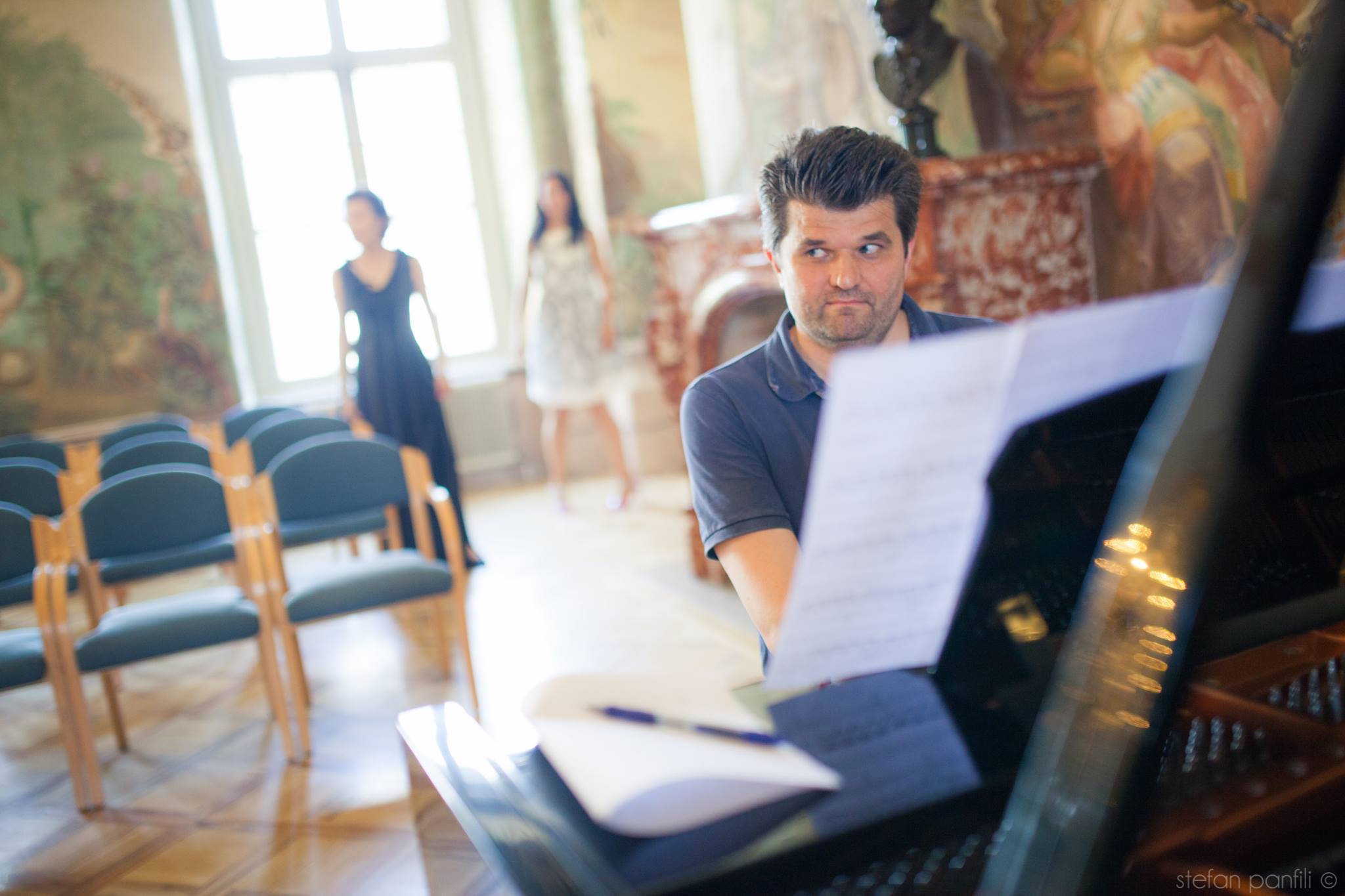 Foto: Rocío G. Benítez y Facebook Jörg Birhance