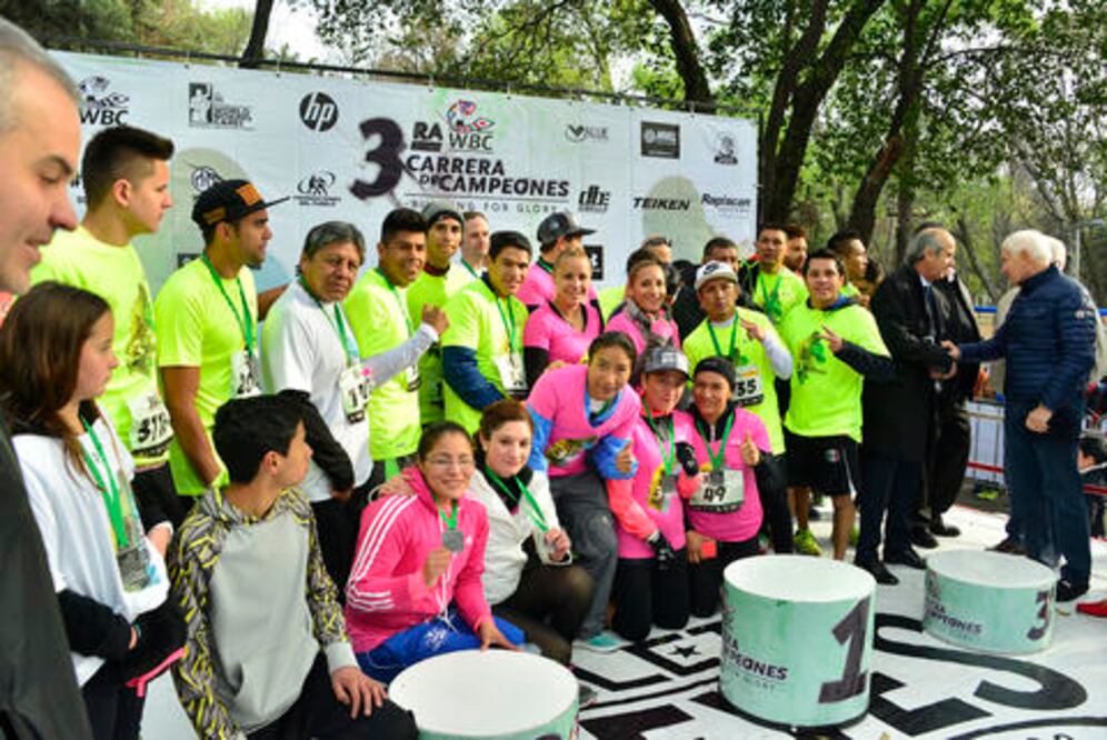 Púgiles corren en memoria de ‘Sula’