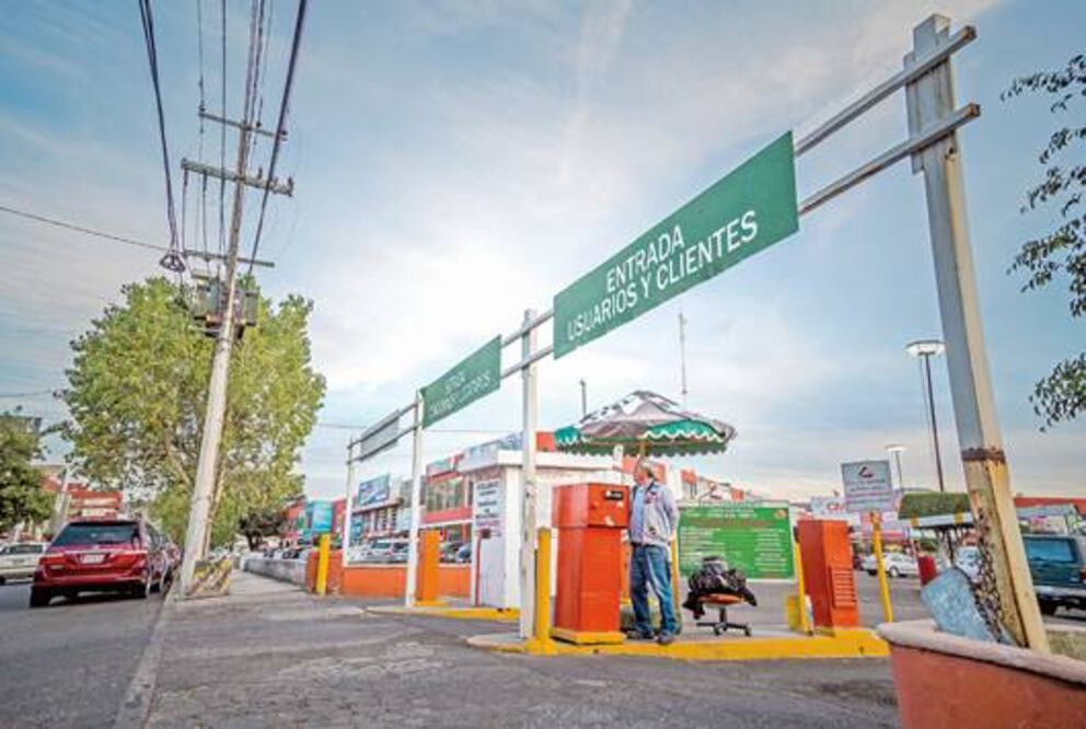 Inviable, derogar estacionamientos