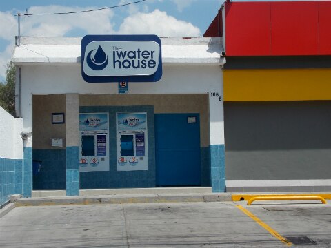 Usuarios confían en centros de llenado