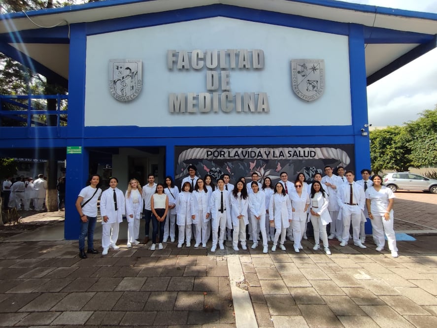 Foto: Facebook Facultad de Medicina UAQ