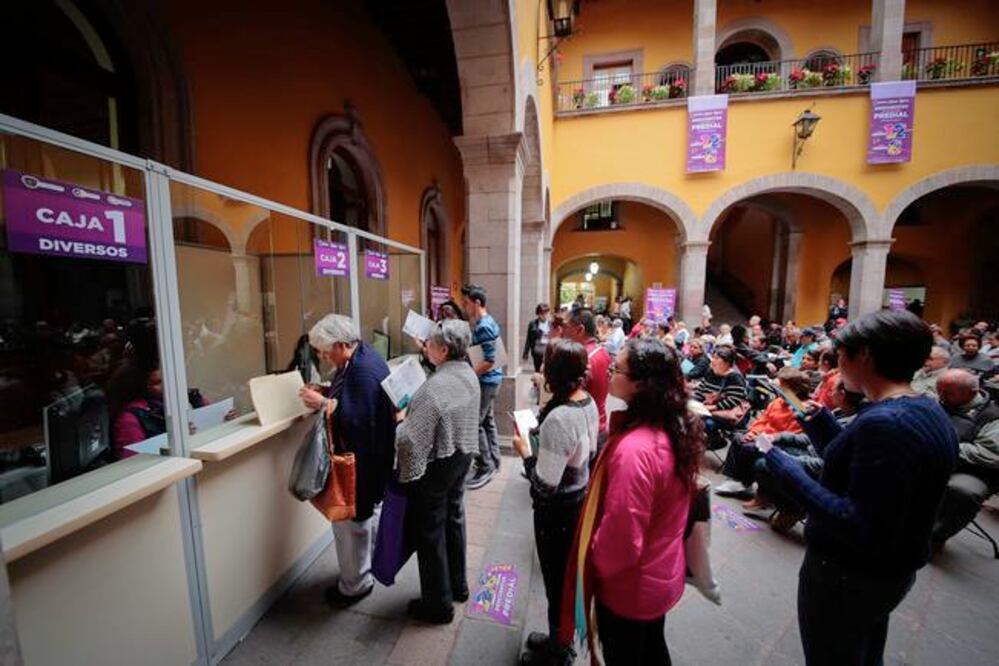 El director de Catastro, José Luis Alcántara, destaca que en algunos ayuntamientos la actualización es parcial (VÍCTOR PICHARDO. EL UNIVERSAL)