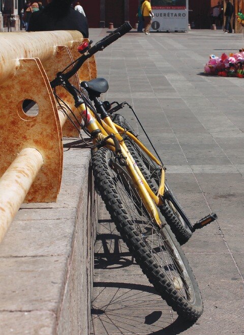 Atropellan a ciclista en Corregidora