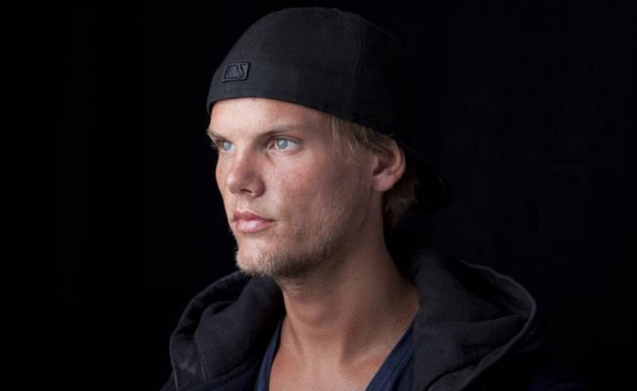Confirman suicidio de Avicii