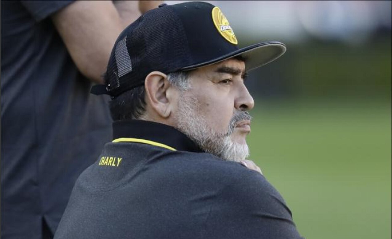 ¿Con quién está enojado Maradona?