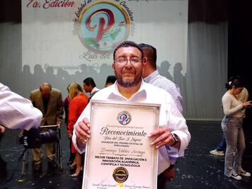 Premian a Domingo Valdez, periodista de EL UNIVERSAL Querétaro