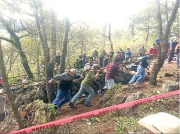 Mantienen rescate de  joven en cueva de Pinal 