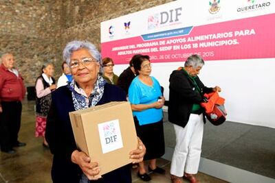 Garantizan nutrición de adultos mayores