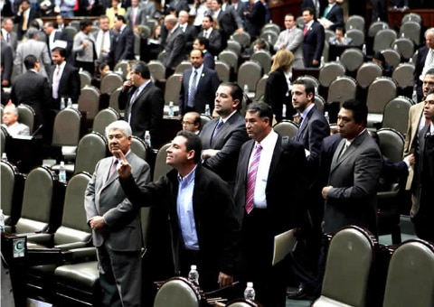 Exigen a SHCP informar