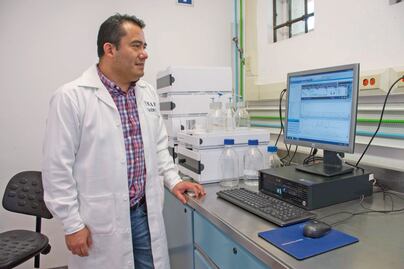 Investigador de la UNAM Juriquilla trabaja en la producción de biogás