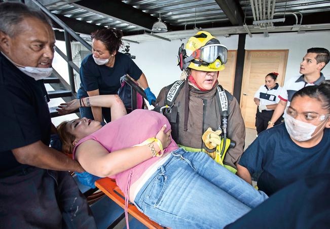 Empresarios locales harán macrosimulacro