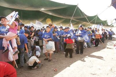 Blanquiazul espera más militantes