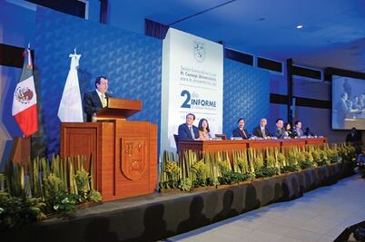 Llama UAQ a apoyar universidad pública