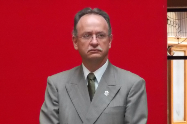 Habrá unidad contra lavado de dinero