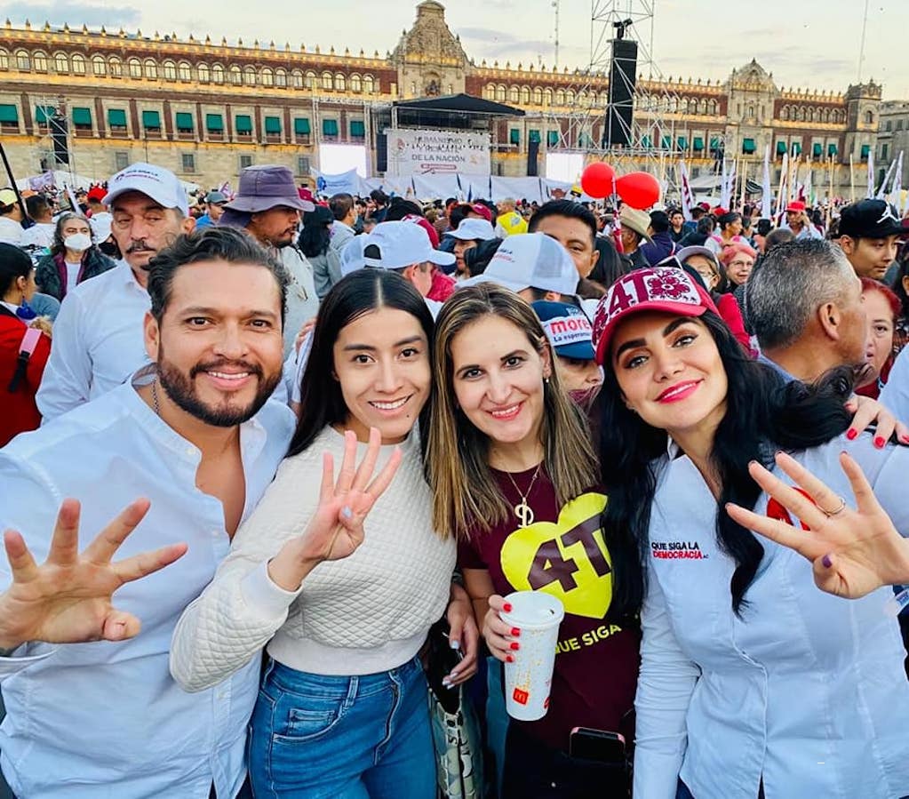 Queretanos se lanzan a la CDMX para celebrar con AMLO la Expropiación Petrolera