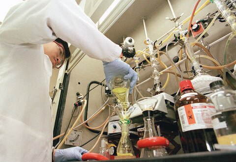 Celgene apuesta por científicos españoles