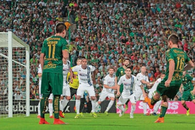 Gallos Blancos, a saldar deuda 