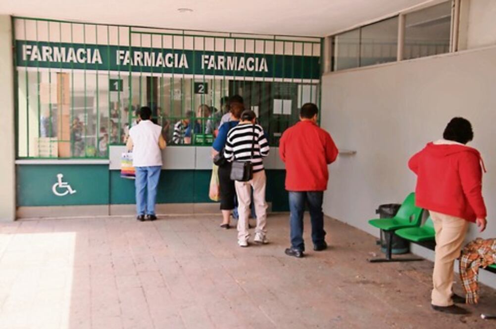 Reconocen desabasto de 2% en medicinas