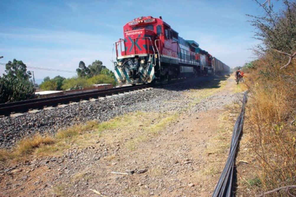 Definen estrategia contra robo a trenes