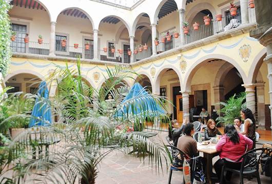 Analizan dos nuevas rutas turísticas