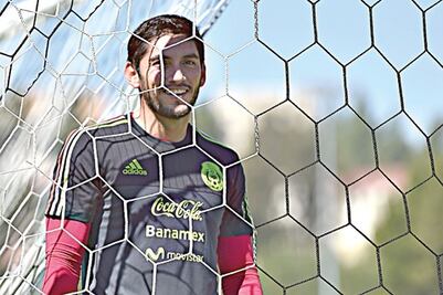 Chuy Corona quiere dejar atrás los líos