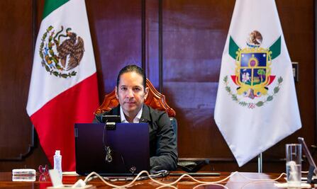 Posible, parar actividad por alza en casos, advierte gobernador de Querétaro