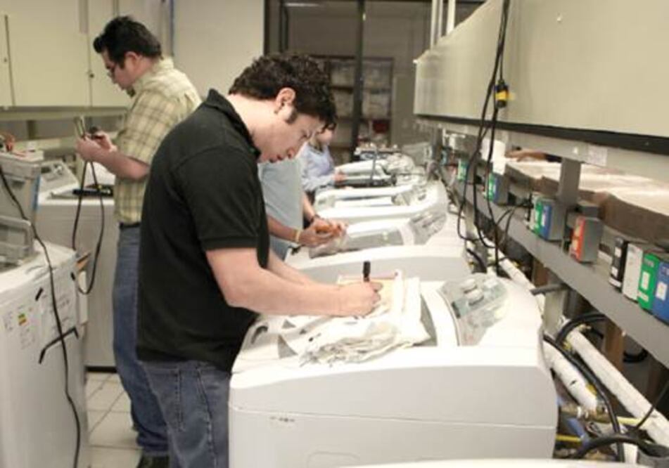 Registra electrónicos inversión de 700 mdp