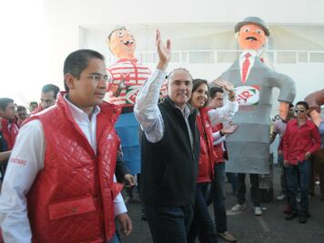 Calzada pide a FJR esforzarse por el PRI