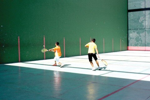 Pelotaris avanzan en la eliminatoria