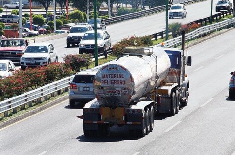 Vigila Protección Civil a transportistas en vialidades