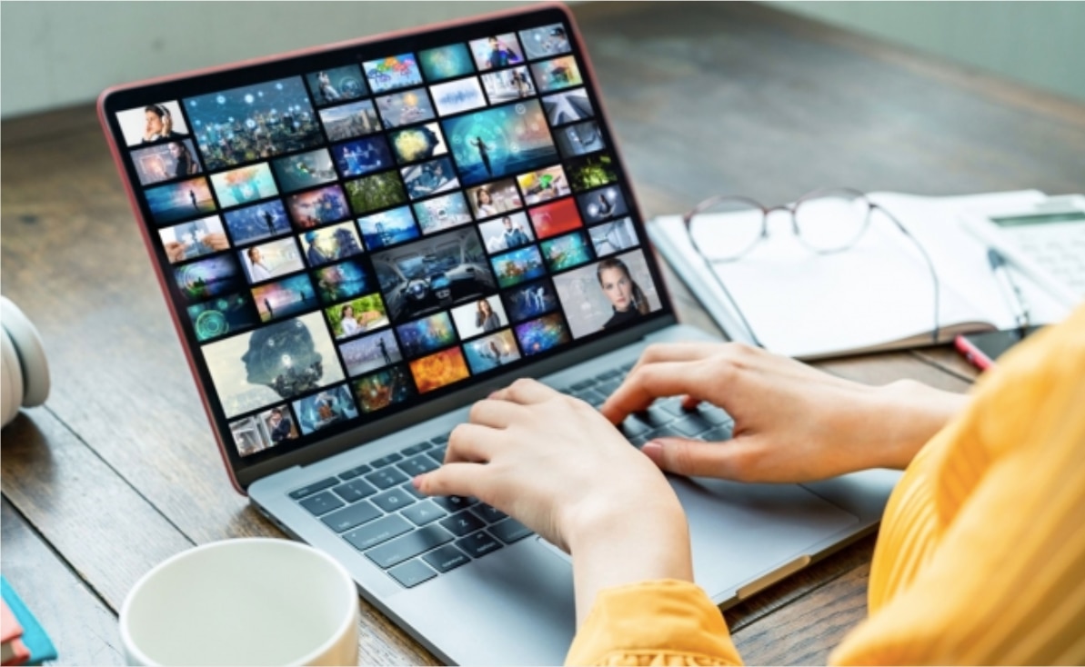 ¿Te gusta ver películas y series? En Internet, en algunos de los sitios y plataformas legales, puedes verlas gratis. Foto: Istockphoto