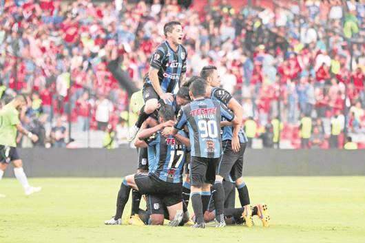 Con ventaja al puerto