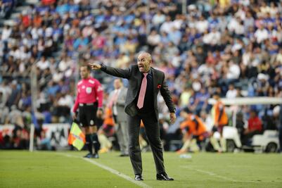 Jémez, sin idea ante ausencias