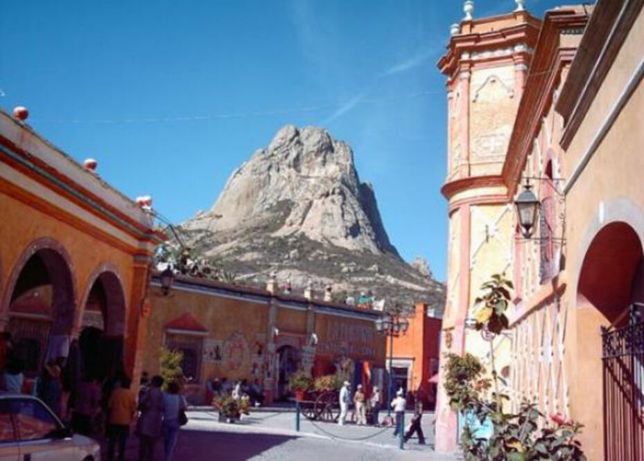 Rinde protesta patronato turístico 